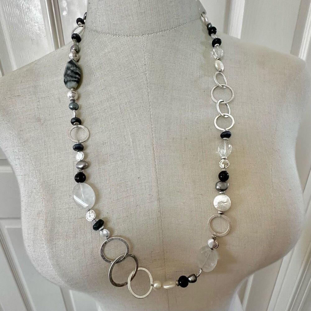 Stella & Dot Necklace Silver Tone Rock Crystal & Onyx Freshwater Pearl Necklace